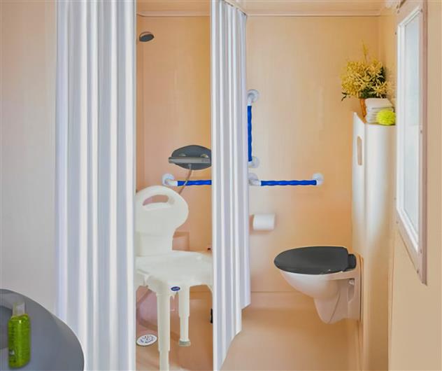 salle de bain Cottage Life 4/5 personnes - 32m² Camping La Roseraie accessibilité pmr confort espace  