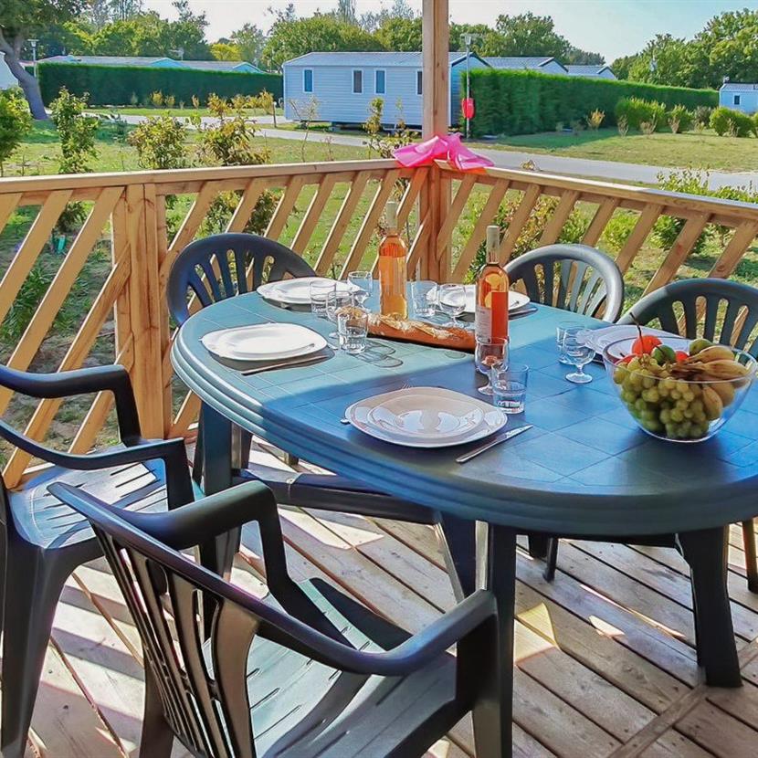 Cottage Pacifique - Terrasse - Camping La Roseraie **** La Baule confort famille terrasse couverte espace découverte repos 2 chambres presqu'ile Loire Atlantique  - Camping La Roseraie