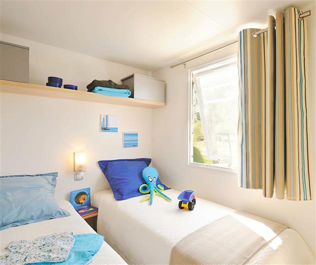 Chambre 2 lits simples - Mobil-home family 6 personnes Camping La Roseraie La Baule
