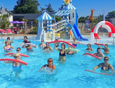 Sport aquatique au Camping La Roseraie 